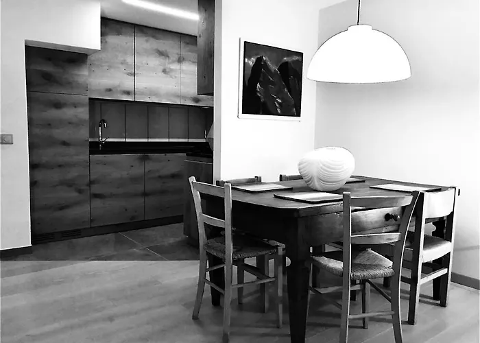 Appartement Comfort And Sunshine In Celerina Chesa Prasura