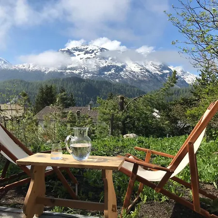 Апартаменты Comfort And Sunshine In Celerina Chesa Prasura Челерина