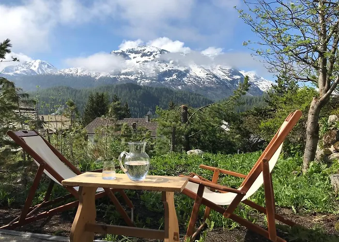 Апартаменты Comfort And Sunshine In Celerina Chesa Prasura Челерина